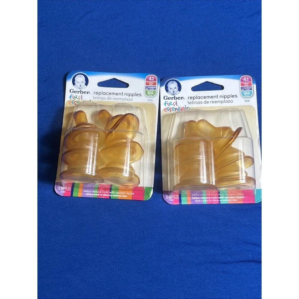 GERBER First Essentials Latex Replacement Nipples, 4+ Months, Medium Flow 2 Pk